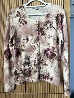 100% Cashmere Floral Cardigan by Kinross size Large